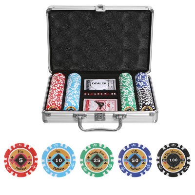 Набор для покера Crown SE 200 фишек Номиналы 5, 10, 25, 50, 100
Сумма номиналов = 5750