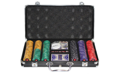 Набор для покера EPT 300 фишек, керамика Номиналы 5, 25, 100, 500 и 1000
Сумма номиналов = 82250