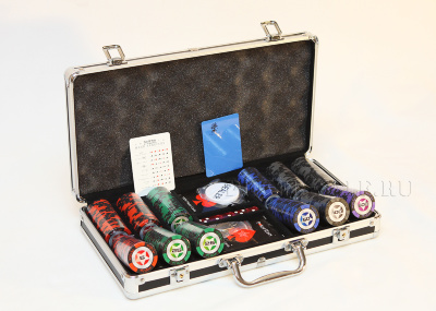 Набор для покера Stars Ultra 300 Номиналы 5, 25, 50, 100, 500
Сумма номиналов = 24750