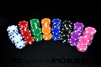 Фишки для покера Dice 11,5 грамм Самые популярные во всем мире фишки для покера Dice без номинала. Эти покерные фишки интересны своей простотой. В них нет ничего лишнего, достаточно определить для себя какая фишка сколько стоит, или можно придерживаться общепринятых стандартов.